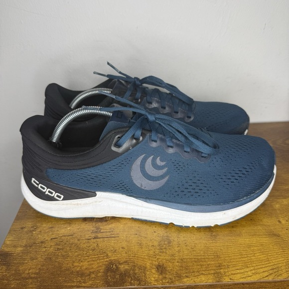 Topo Ultrafly 4 Running Shoes Men's Size 11 Navy Blue - Picture 1 of 7